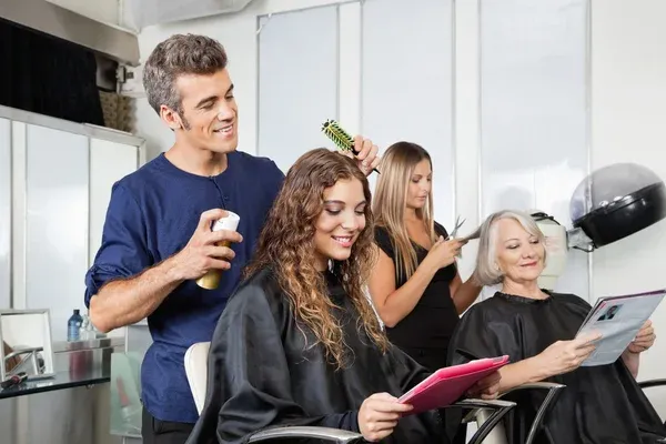 Güzellik Salonlarında Personel Yönetimi ve Prim Sistemi Nasıl Olmalı?