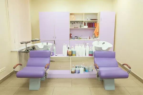 Güzellik Salonlarında Ölü Saatleri Doldurma ve Happy Hour Taktikleri